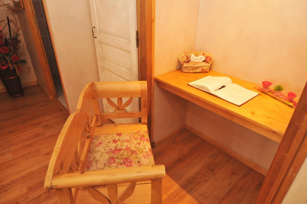 Villa La p'tite Boulonne Festigny  Habitación foto